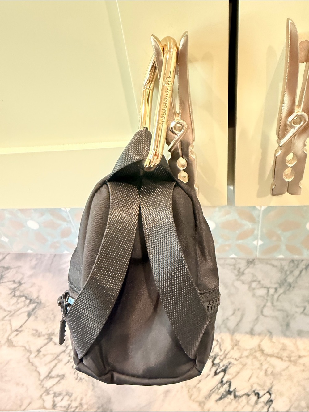 lululemon Nano Backpack keychain - Picture 4 of 5
